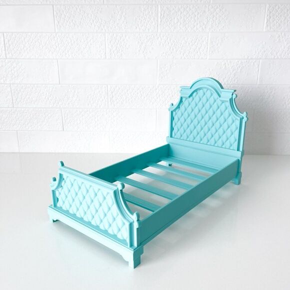 Cyan Tufted Miniature Chesterfield Bed Queen Size 1:6 Scale Barbie Dollhouse - Picture 2 of 6